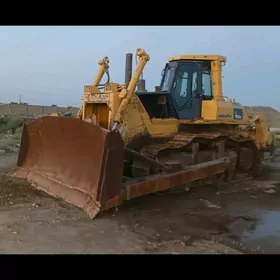 Komatsu D155AX-8 2006