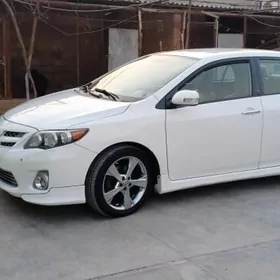 Toyota Corolla 2013