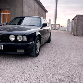 BMW 525 1992