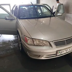 Toyota Camry 2003