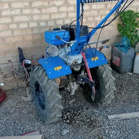 Yer agdaryan traktor