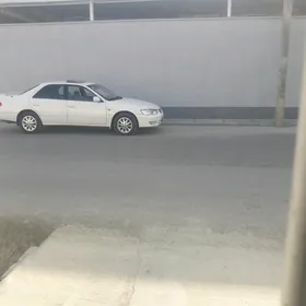 Toyota Camry 1998