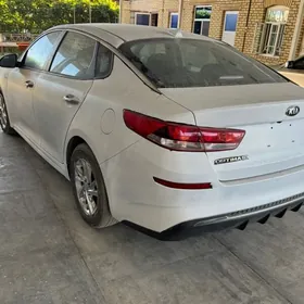 Kia Optima 2020