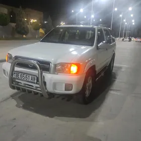 Nissan Pathfinder 2001