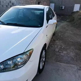Toyota Camry 2004