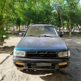 Nissan Pathfinder 1997