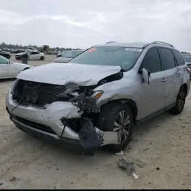 Nissan Pathfinder 2019