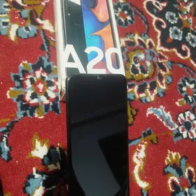 Samsung A20 2023 y