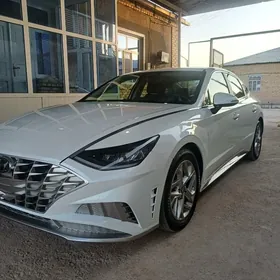 Hyundai Sonata 2021