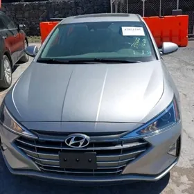Hyundai Elantra 2020