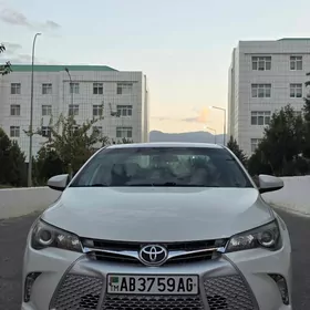 Toyota Camry 2017