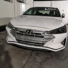 Hyundai Elantra 2020