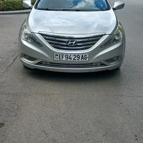 Hyundai Sonata 2012