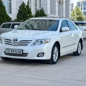 Toyota Camry 2011
