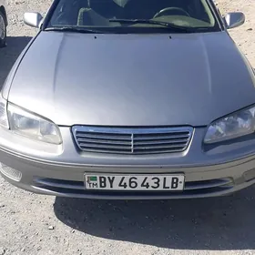 Toyota Camry 1999