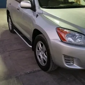 Toyota RAV4 2011