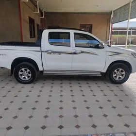 Toyota Hilux 2012