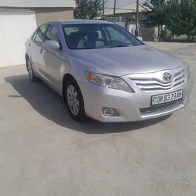 Toyota Camry 2010