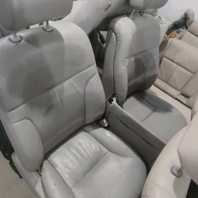 2003_05  Lexus Es330 salon