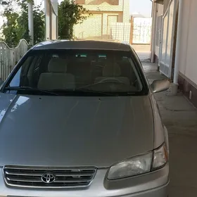 Toyota Camry 1997