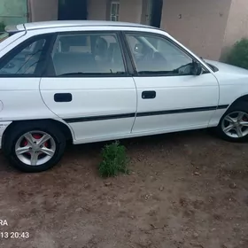 Opel Astra 1992