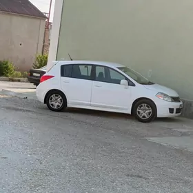 Nissan Versa 2010