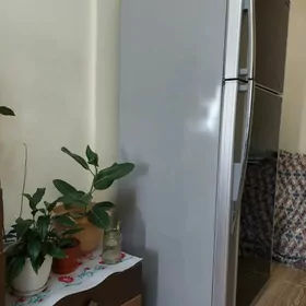 Холодильник Toshiba