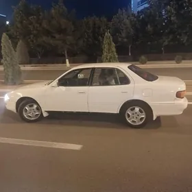 Toyota Camry 1993