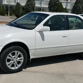 Toyota Camry 1999