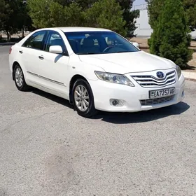 Toyota Camry 2011
