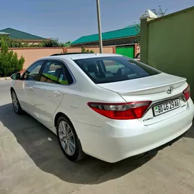 Toyota Camry 2016