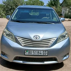 Toyota Sienna 2014