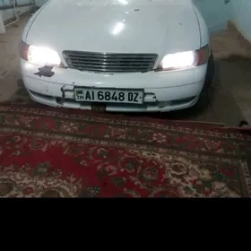 Nissan Maxima 1998