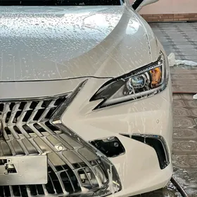 Lexus ES 350 2023