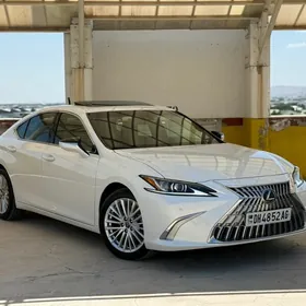 Lexus ES 350 2023