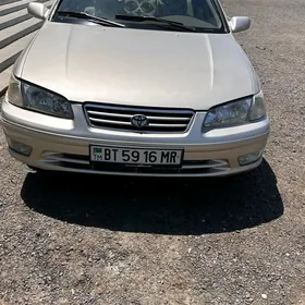 Toyota Camry 1997