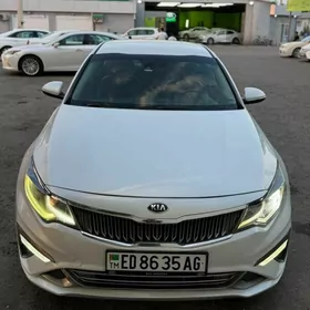 Kia Optima 2020
