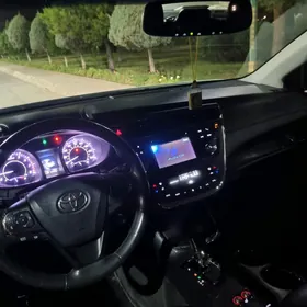 Toyota Avalon 2013