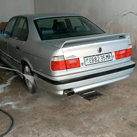 BMW 525 1993