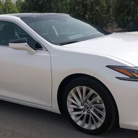 Lexus ES 350 2020