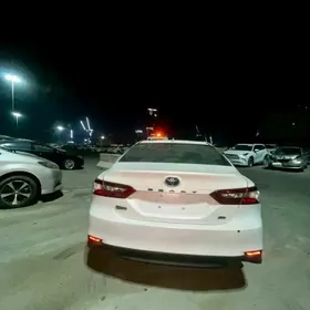 Toyota Camry 2020