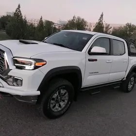 Toyota Tacoma 2021