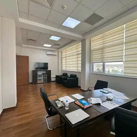 Arenda ofis Padwoyski 100m²