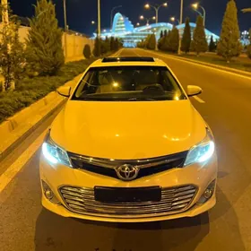 Toyota Avalon 2013