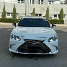 Lexus ES 350 2019