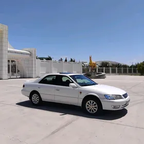 Toyota Camry 2000