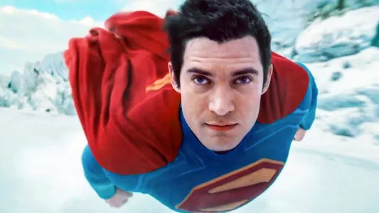 Jeýms Gannyň “Supermen” filmi soňky 8 ýylda DC-niň iň üstünlikli taslamasy boldy