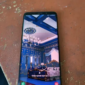 s9+