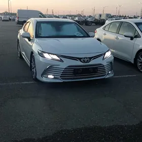 Toyota Camry 2023
