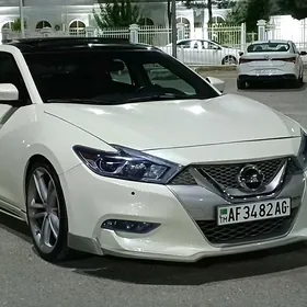 Nissan Maxima 2018
